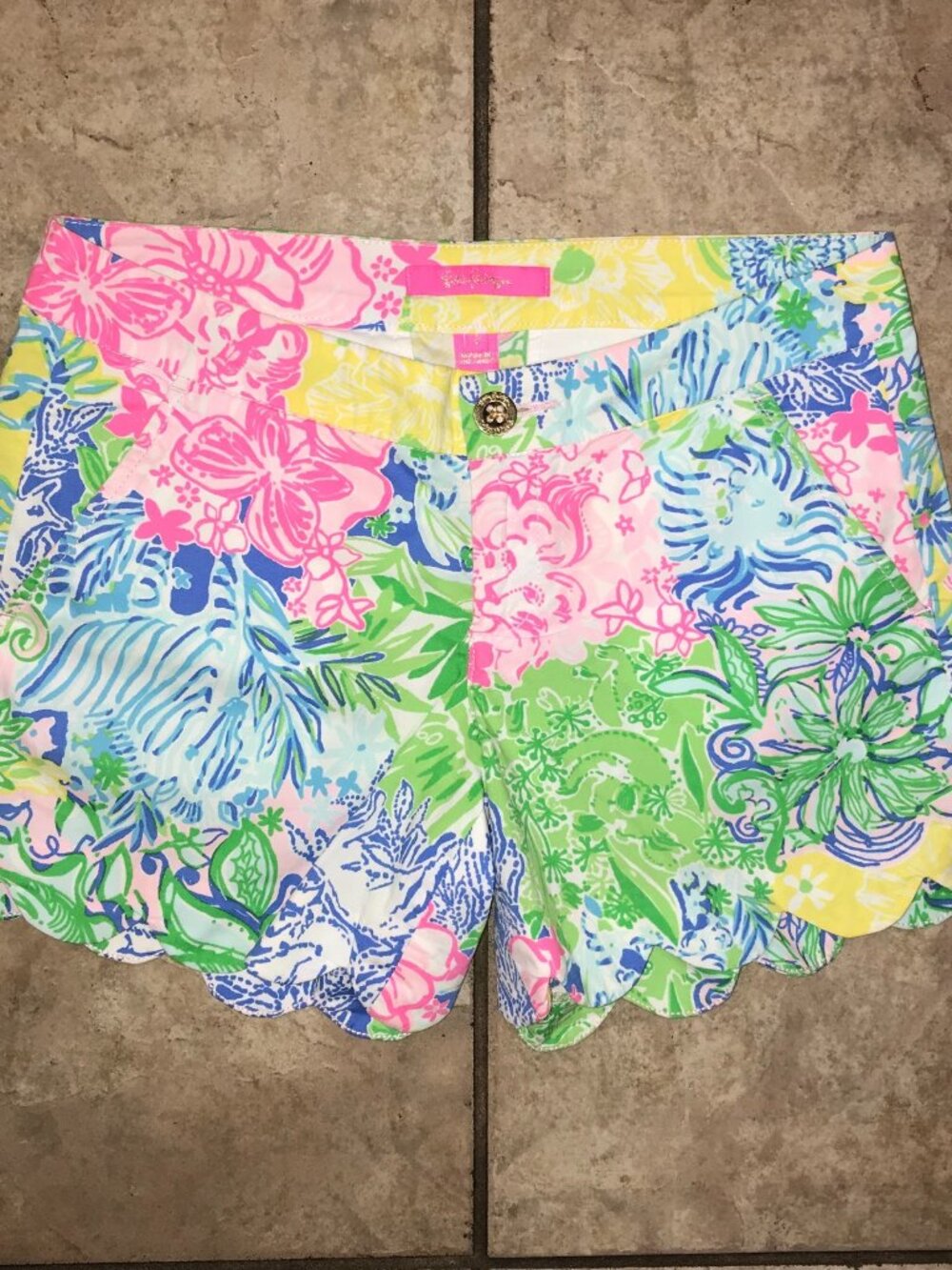 Women's Lilly Pulitzer Buttercup 5" Scallop Shorts-Size 2 (002150